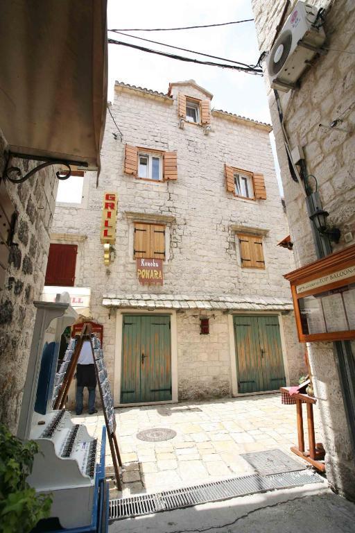 Rooms Beljan Trogir Zewnętrze zdjęcie
